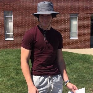 Meet your Posher, Chris